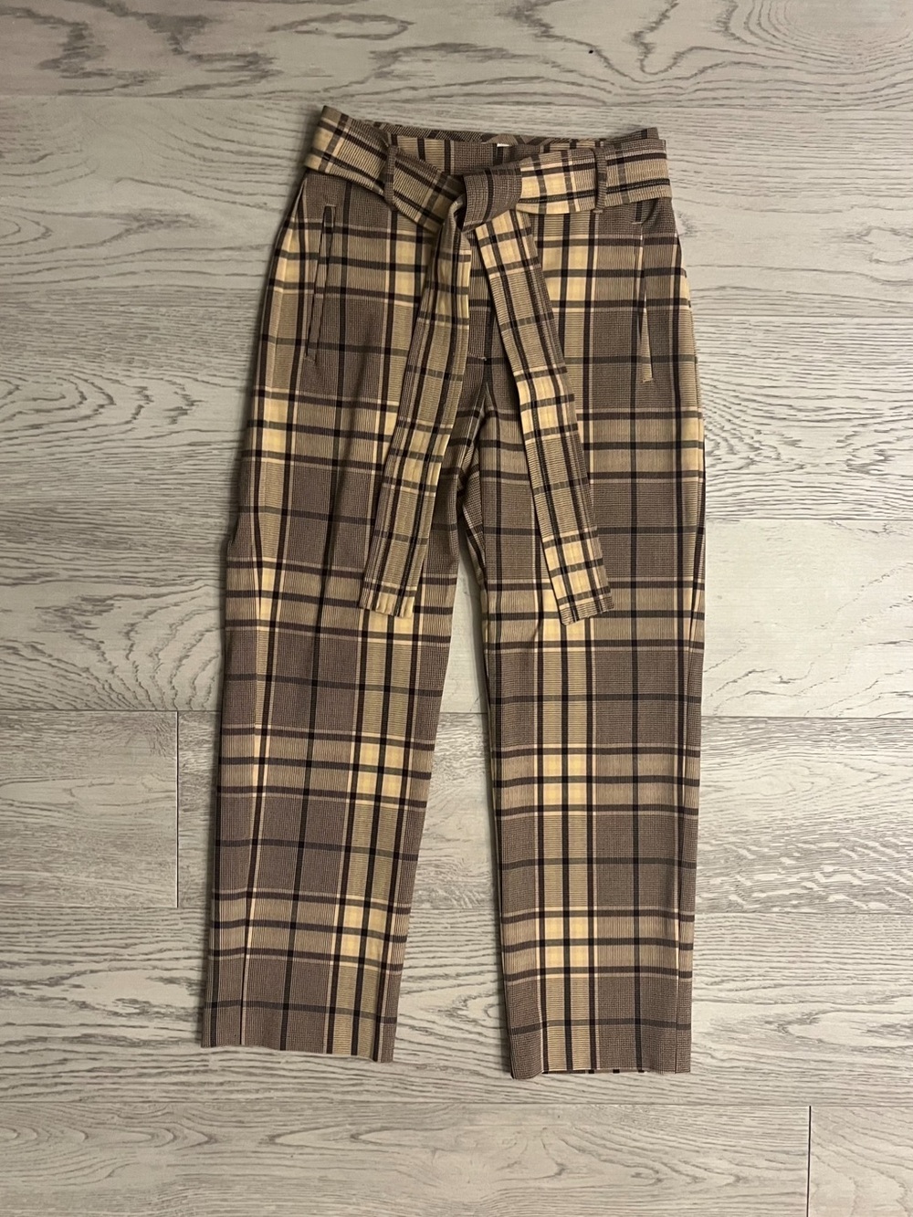Aritzia tie-front pant - Picture 1 of 2